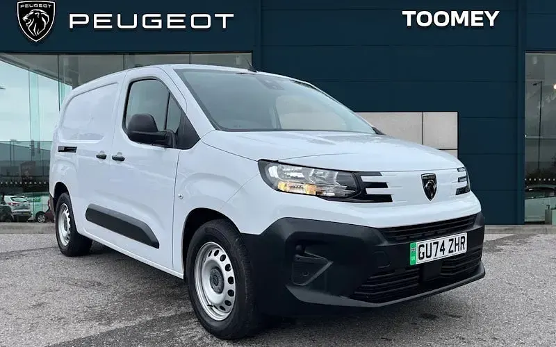 Used Peugeot E-Partner 100 kW (136 HP) 2024 MPV