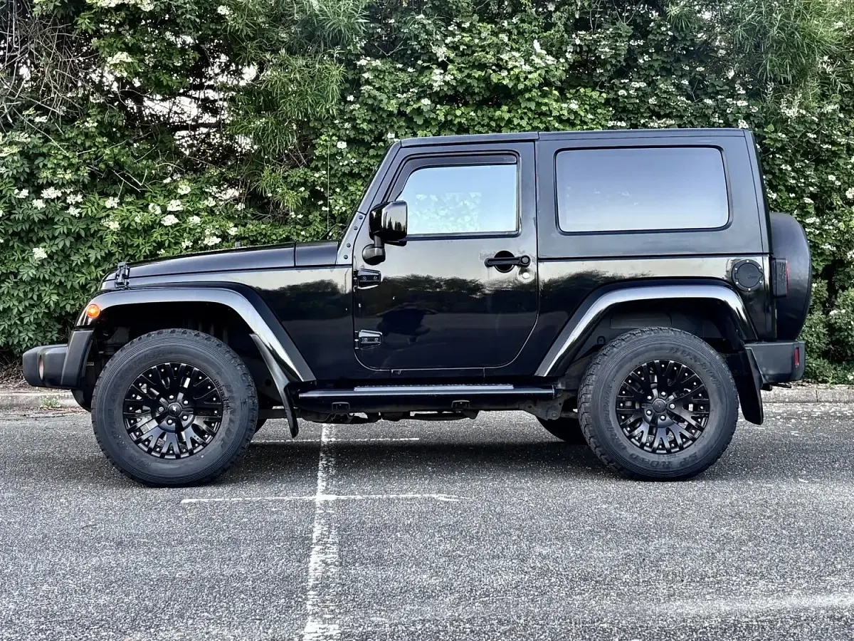 Used Jeep Wrangler 2010 Black SUV