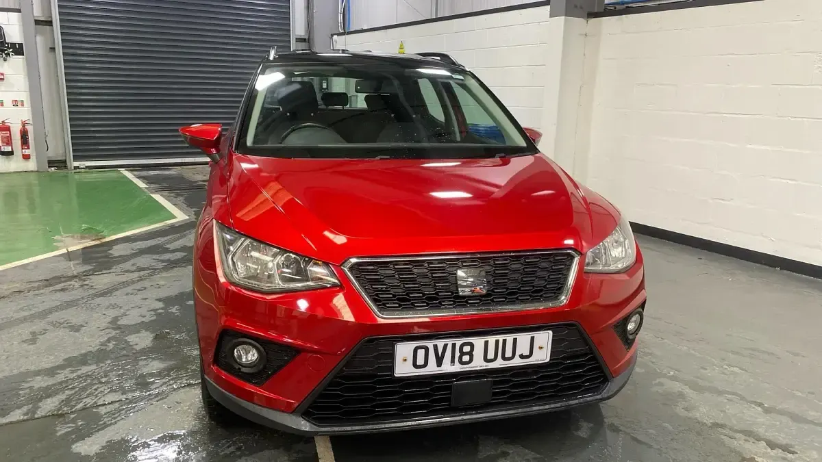 Używany Seat Arona SE Technology 95 KM (69 kW) 2018 Czerwony SUV