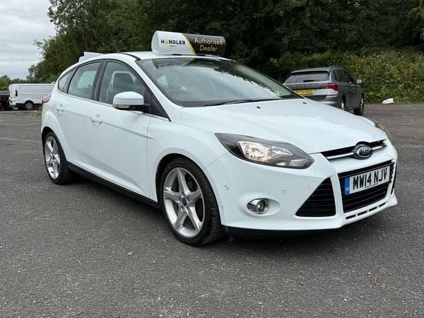White Used 2014 Ford Focus Titanium Hatchback | £4,440 (Fair price) - Image 1/4
