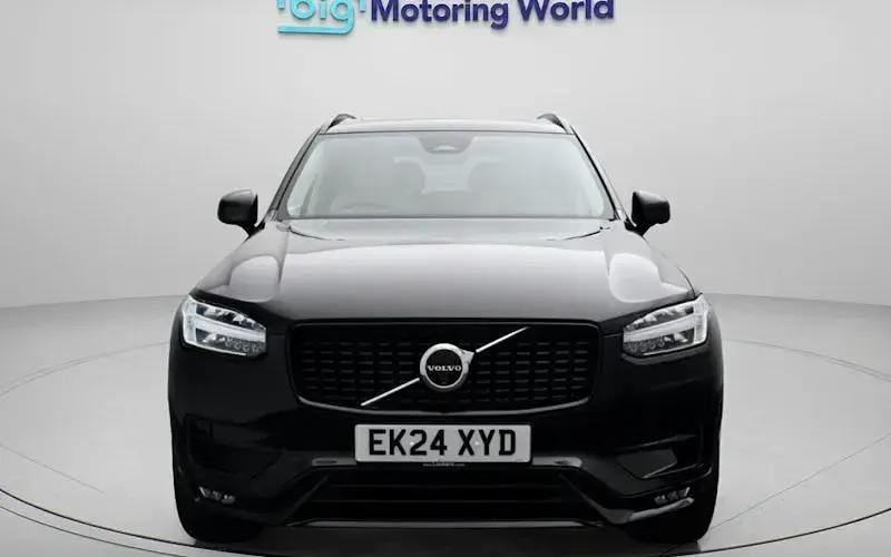 Used Volvo XC90 Plus 250 HP (183 kW) 2025 SUV