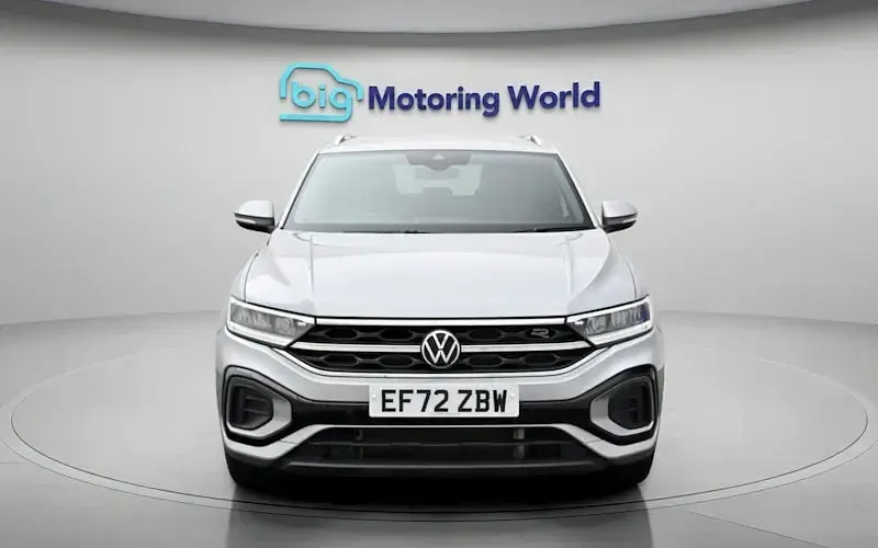 Used VW T-Roc R-line 190 HP (139 kW) 2023 Silver SUV