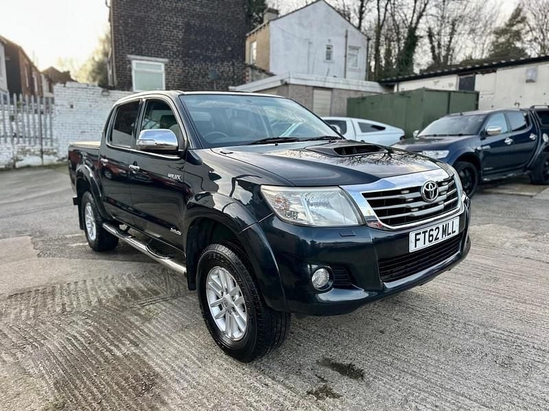 Used Toyota HiLux 171 HP (125 kW) 2012 Grey Pickup
