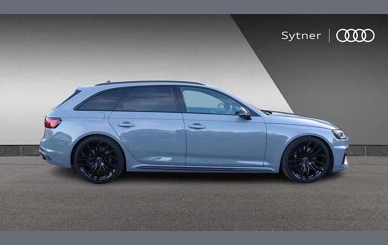 Used Audi RS4 Design 444 HP (326 kW) 2023 Grey Estate