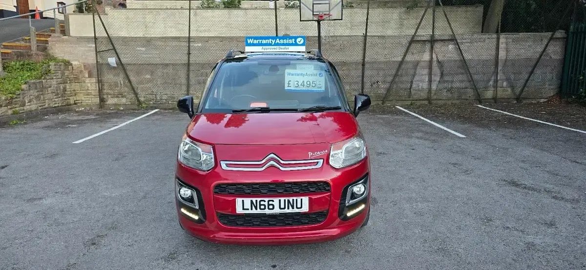 Used Citroën C3 Picasso Platinum 2016 Red MPV