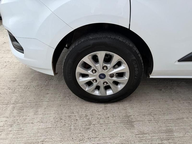 Used Ford Transit Custom Trend 130 HP (95 kW) 2019 White Van