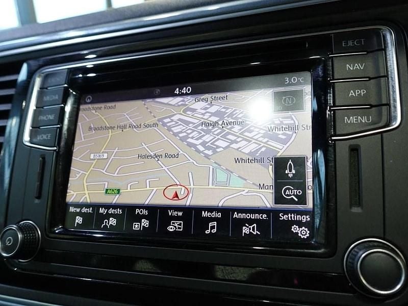 Used VW Beetle Design 105 HP (77 kW) 2017 Blue Hatchback