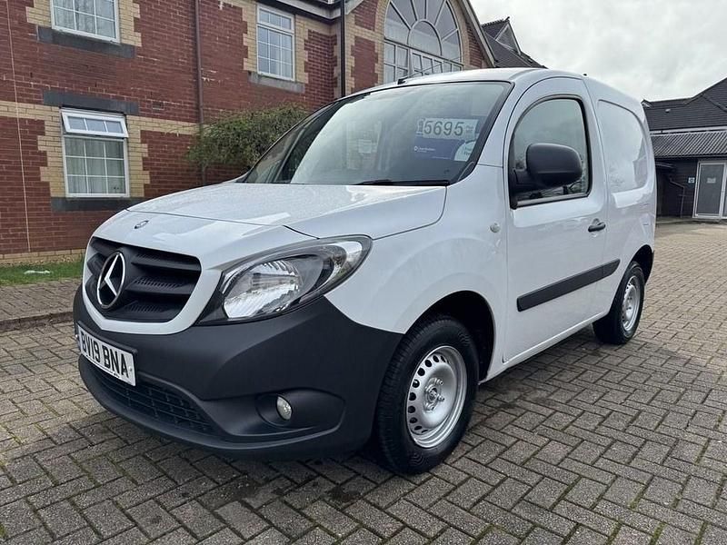 White Used 2019 Mercedes Citan 109 | £5,295 (Fair price) - Image 1/4