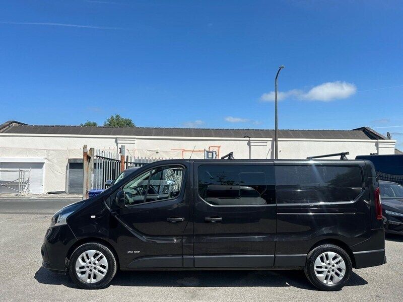 Black Used 2017 Renault Trafic Van | £10,000 (Expensive) - Image 1/4