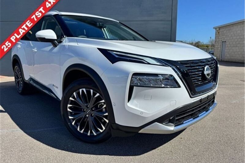White New 2025 Nissan X-Trail S SUV | £47,880 - Image 1/4