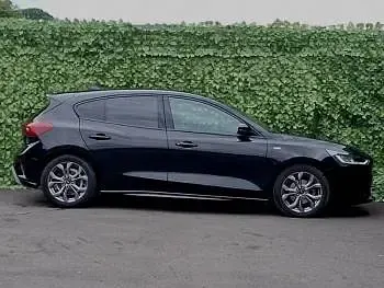 Used Ford Focus ST-Line 120 HP (88 kW) 2022 Black Hatchback