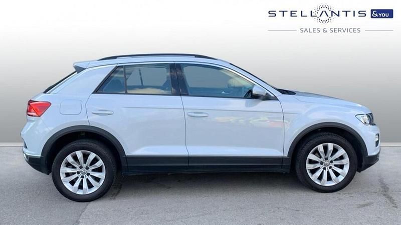 Used VW T-Roc SE 113 HP (83 kW) 2019 Grey SUV