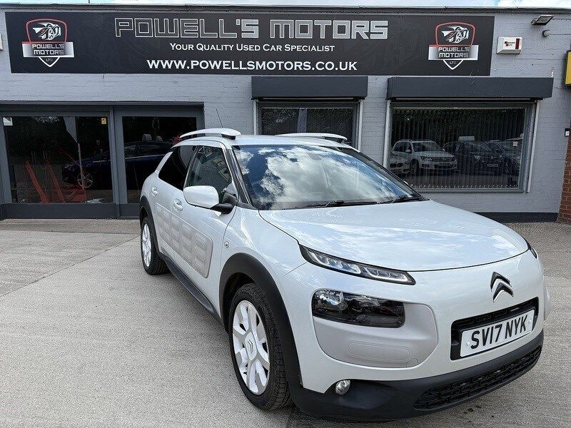 White Used 2017 Citroën C4 Cactus PureTech Hatchback | £5,495 - Image 1/3