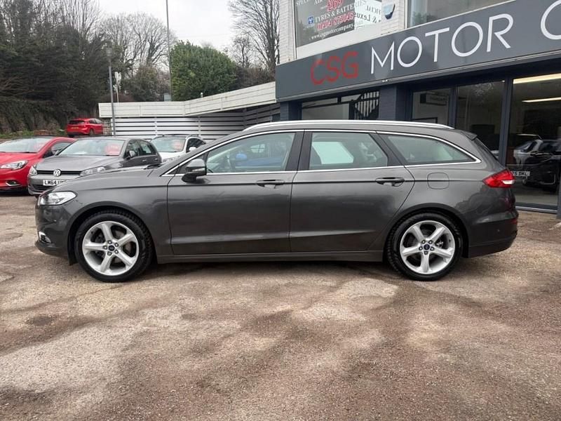 Used Ford Mondeo Titanium 165 HP (121 kW) 2018 Grey Estate