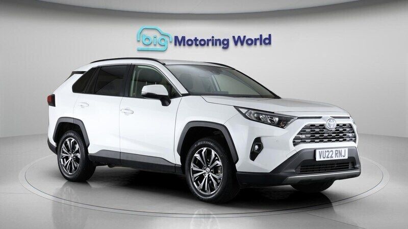 White Used 2022 Toyota RAV4 Hybrid Design SUV | £24,700 (Fair price) - Image 1/4