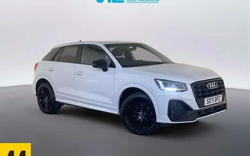 Käytetty Audi Q2 Black Edition 150 HP (110 kW) 2026 Katumaasturi