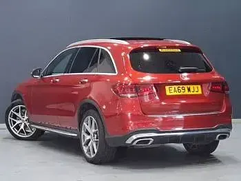 Used Mercedes GLC300 AMG Line Premium 245 HP (180 kW) 2019 Red SUV