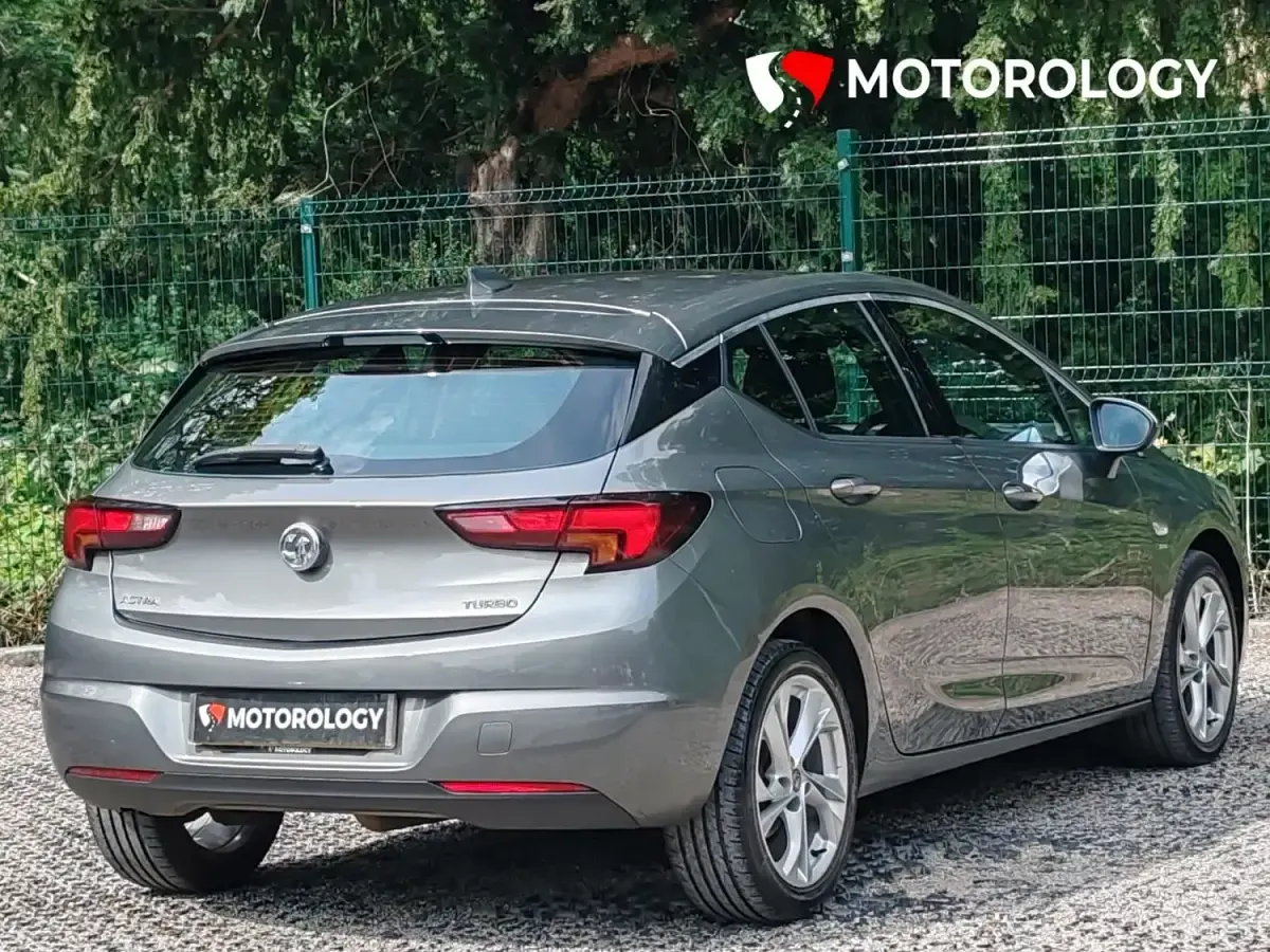 Second-hand Vauxhall Astra SRi 150 CP (110 kW) 2018 Gri Hatchback