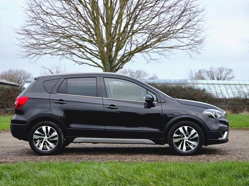 Used Suzuki SX4 SZ-T 111 HP (81 kW) 2017 Black Hatchback