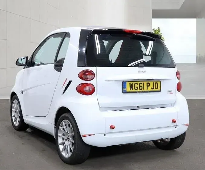 Used Smart ForTwo Coupé Passion 2012 White Coupe