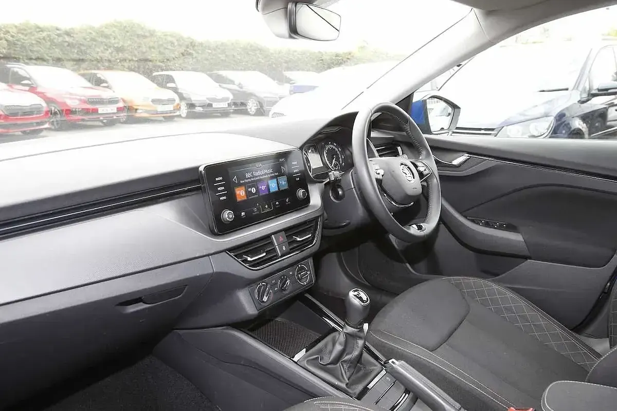 Used Skoda Scala SE 108 HP (79 kW) 2023 Blue Hatchback