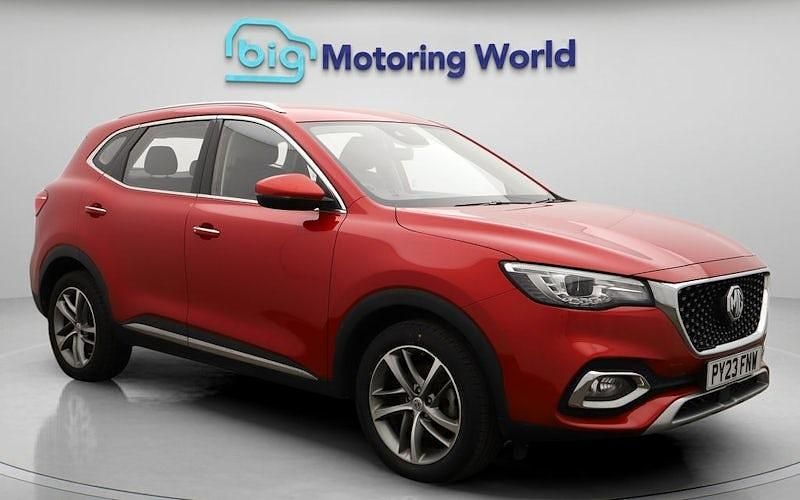 Red Used 2023 MG HS Excite SUV | £12,700 (Fair price) - Image 1/4