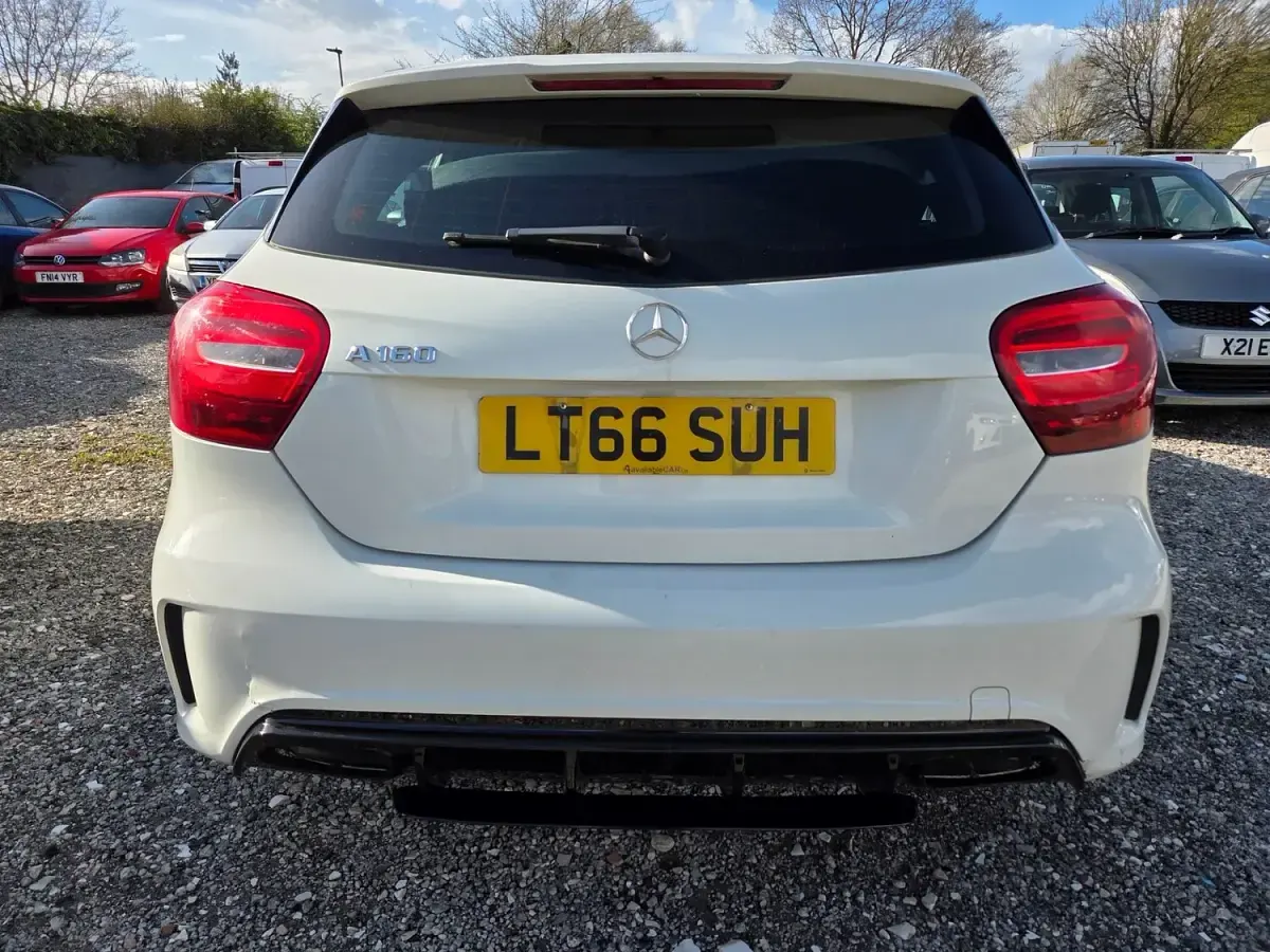 Used Mercedes A160 AMG line 2016 White Hatchback