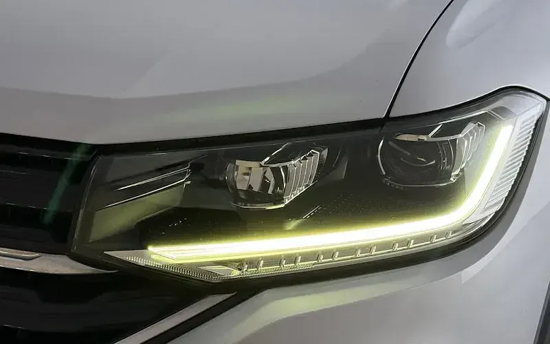 Used VW T-Cross SEL 110 HP (80 kW) 2021 Silver SUV