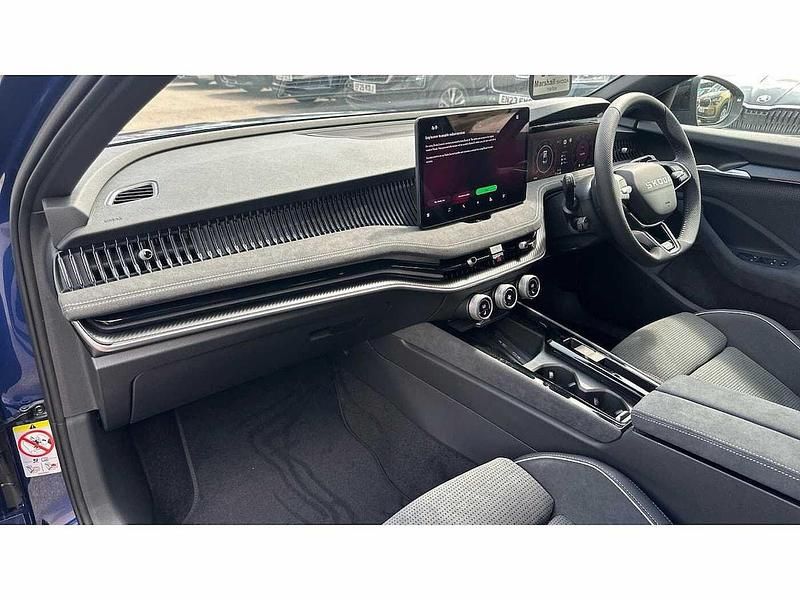 Used Skoda Superb SportLine 150 HP (110 kW) 2025 Cobalt blue metallic  Hatchback