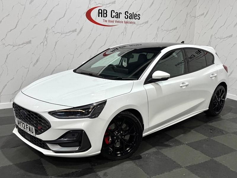 Used Ford Focus ST 2022 White Hatchback
