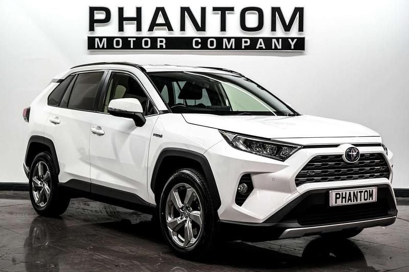White Used 2020 Toyota RAV4 Hybrid Design SUV | £18,990 (Good price) - Image 1/4