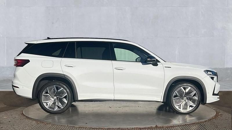 Used Skoda Kodiaq SportLine 193 HP (141 kW) 2025 White SUV