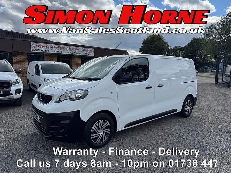 White Used 2019 Peugeot Expert Van | £8,895 (Good price) - Image 1/4