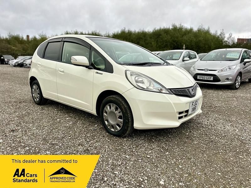 White Used 2025 Honda Fit Hatchback | £4,000 (Super price) - Image 1/1