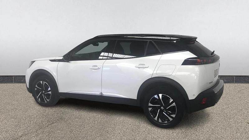 Used Peugeot 2008 GT 131 HP (96 kW) 2022 White SUV
