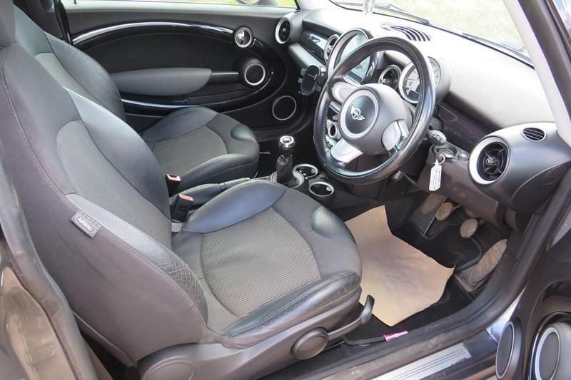 Used Mini Cooper Hatch 2009 Grey Hatchback