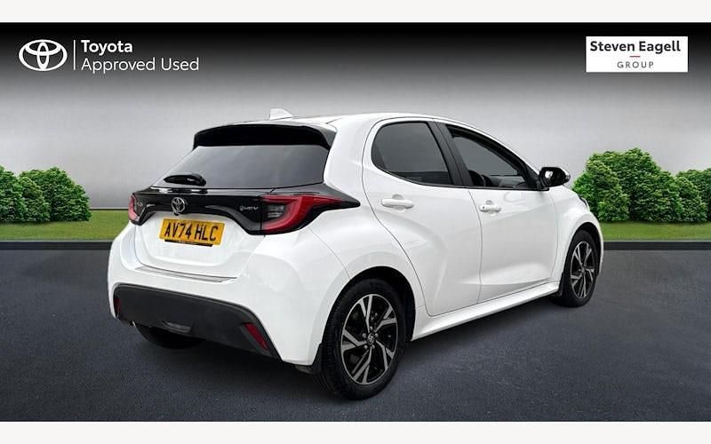 Used Toyota Yaris Hybrid Design 116 HP (85 kW) 2025 Hatchback