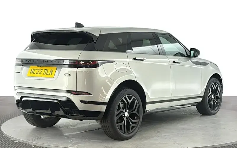Used Land Rover Range Rover evoque SE Dynamic 203 HP (149 kW) 2022 Silver SUV