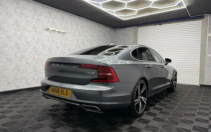 Used Volvo S90 R-Design Pro 190 HP (139 kW) 2019 Sedan