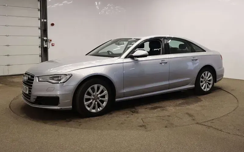 Used Audi A6 Advanced 190 HP (139 kW) 2015 Silver Sedan