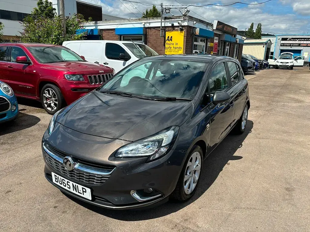 Used Vauxhall Corsa SRi 100 HP (73 kW) 2015 Grey Hatchback