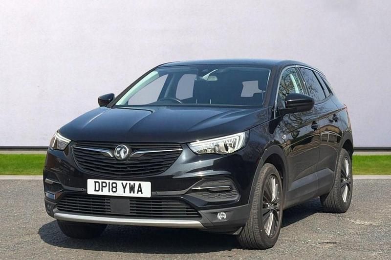 Used Vauxhall Grandland X Sport 130 HP (95 kW) 2018 Black SUV