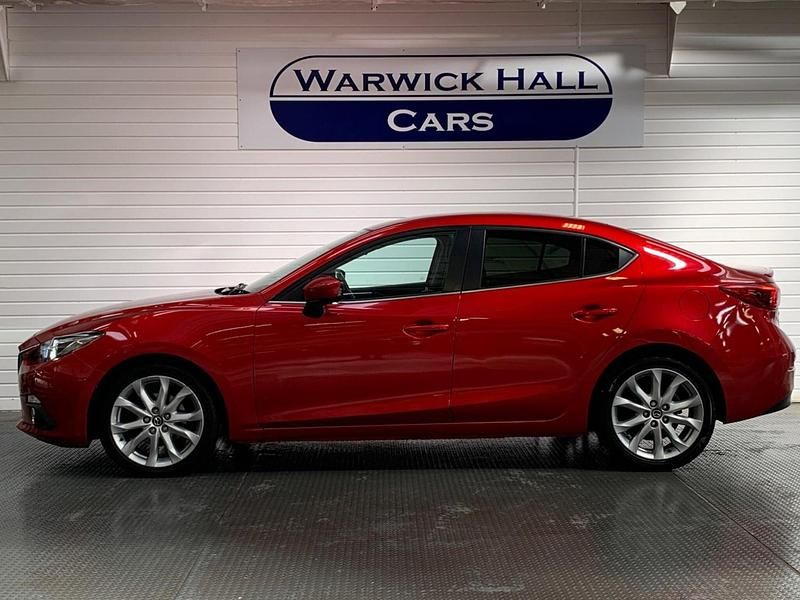 Usado Mazda 3 Inclusive 165 HP (121 kW) 2014 Vermelho Sedan