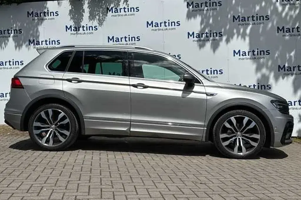 Used VW Tiguan R-line 150 HP (110 kW) 2020 Silver SUV