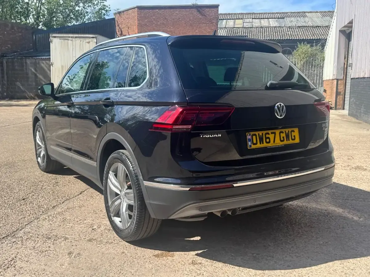 Used VW Tiguan SEL 150 HP (110 kW) 2017 Black SUV