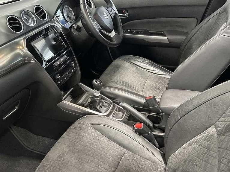 Image 3/4