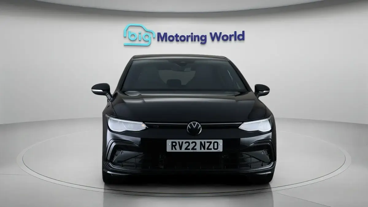 Used VW Golf VIII R-line 128 HP (94 kW) 2022 Black Hatchback