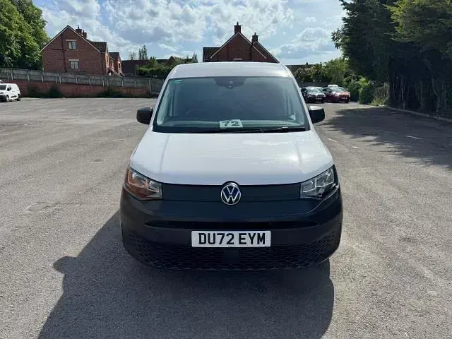 Used VW Caddy 75 HP (55 kW) 2022 White MPV