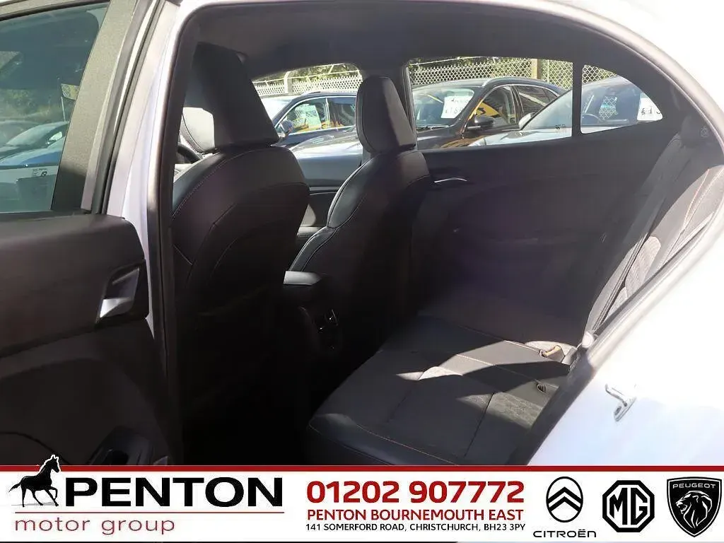 Used MG MG3 Trophy 194 HP (142 kW) 2025 White Hatchback