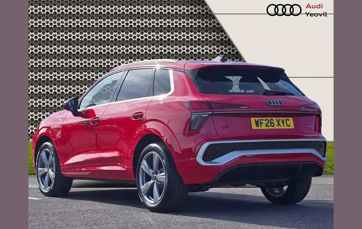 Used Audi Q3 S-Line 200 HP (147 kW) 2026 Red SUV